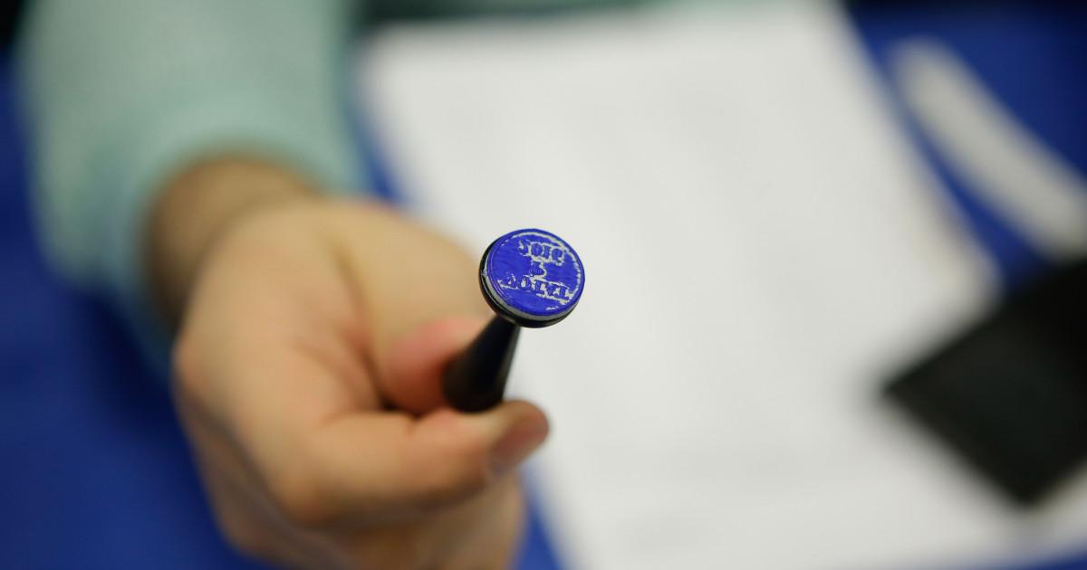 Sondaj CURS: varianta alegerilor anticipate împarte România în două