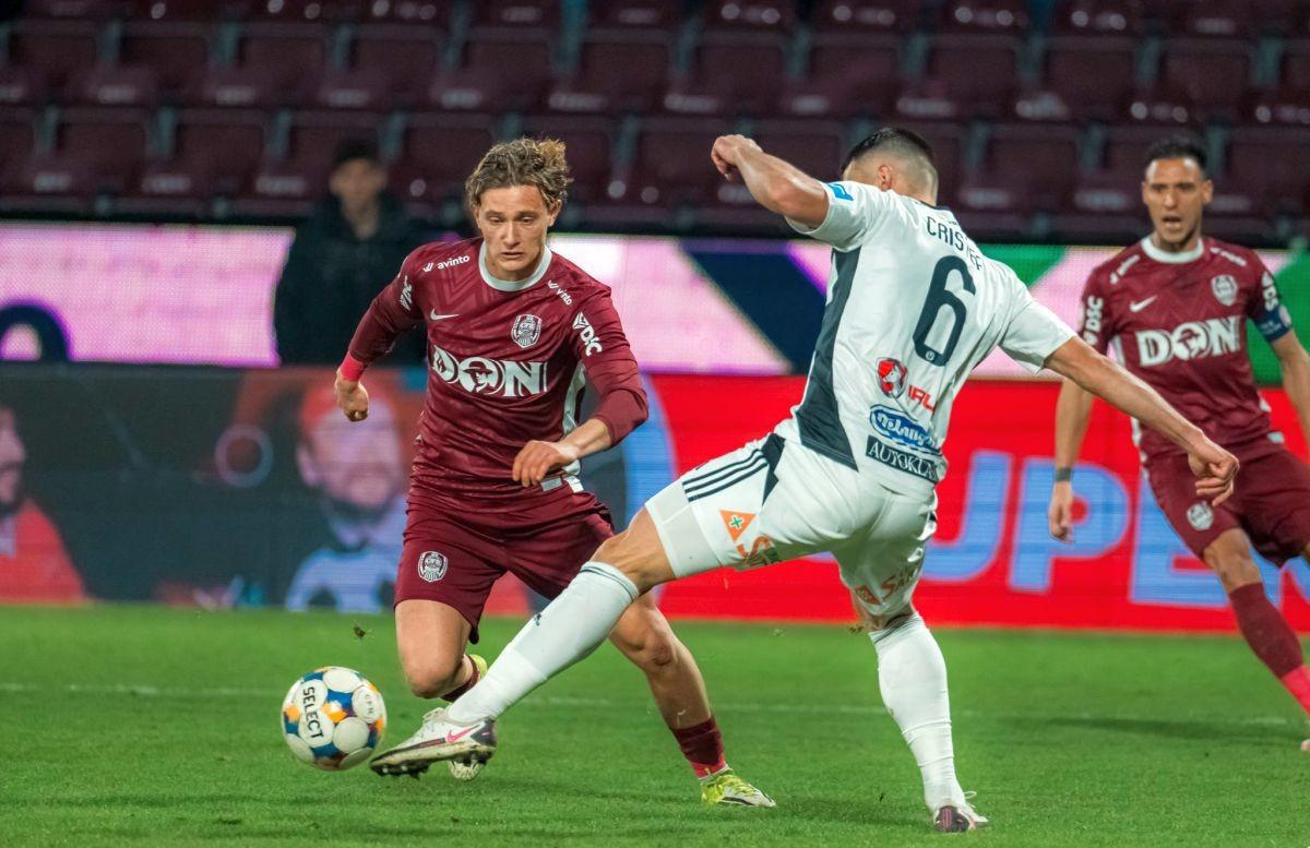 CFR se impune în Derby de Cluj în fața Universității și visează și ea la titlu!