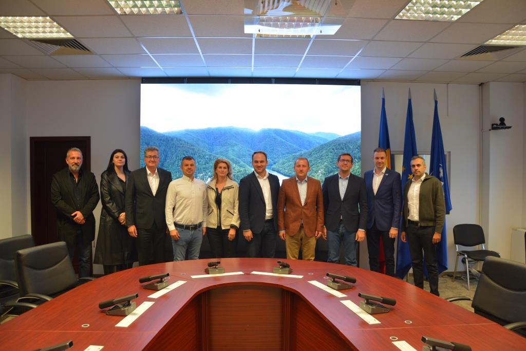 Clujul face un nou pas înspre eliminarea birocrației pentru investitori