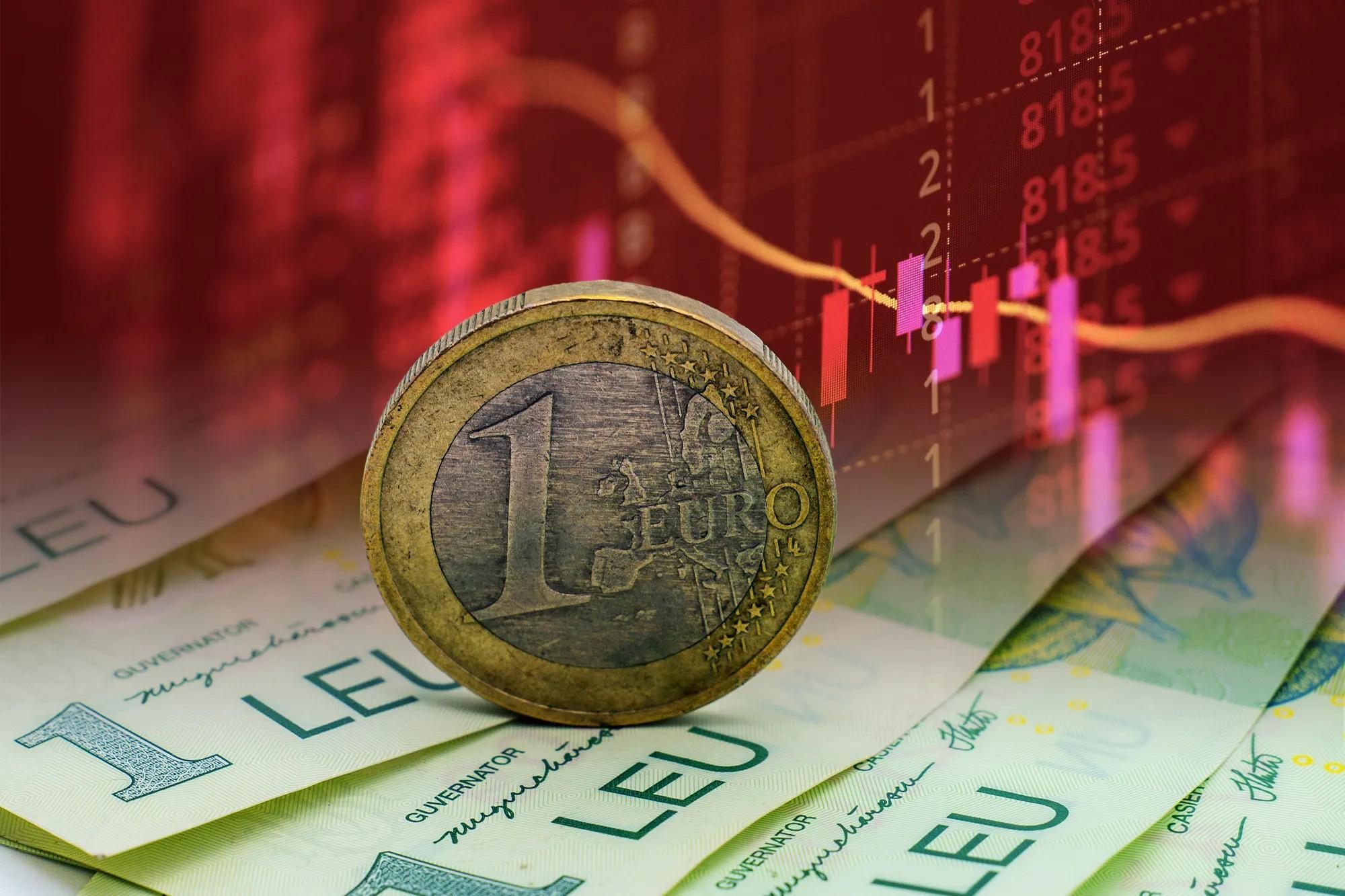 Leul continuă să se deprecieze faţă de euro şi atinge un nou maxim istoric
