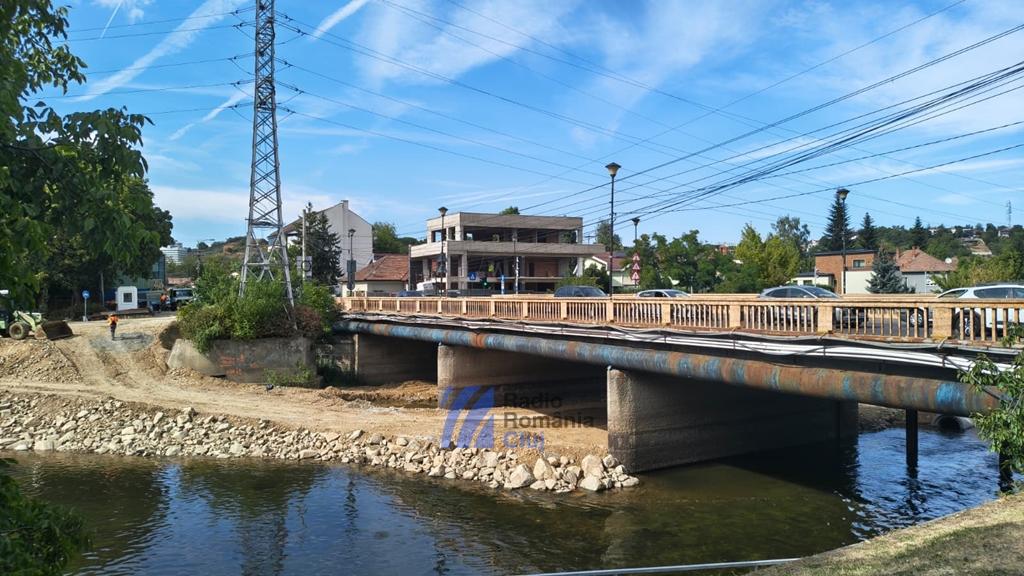Încep lucrările la noul Pod Garibaldi. Restricții de circulație și modificări ale traseelor CTP
