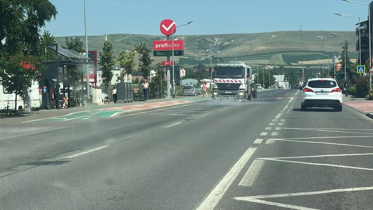 Primarul Pivariu anunță o campanie de udare a străzilor din Florești