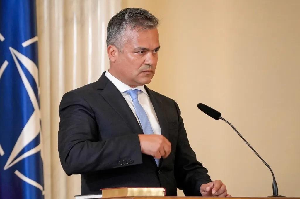 UPDATE | Veştea: Poziţia mea nu se schimbă - nu îmi depun mandatul